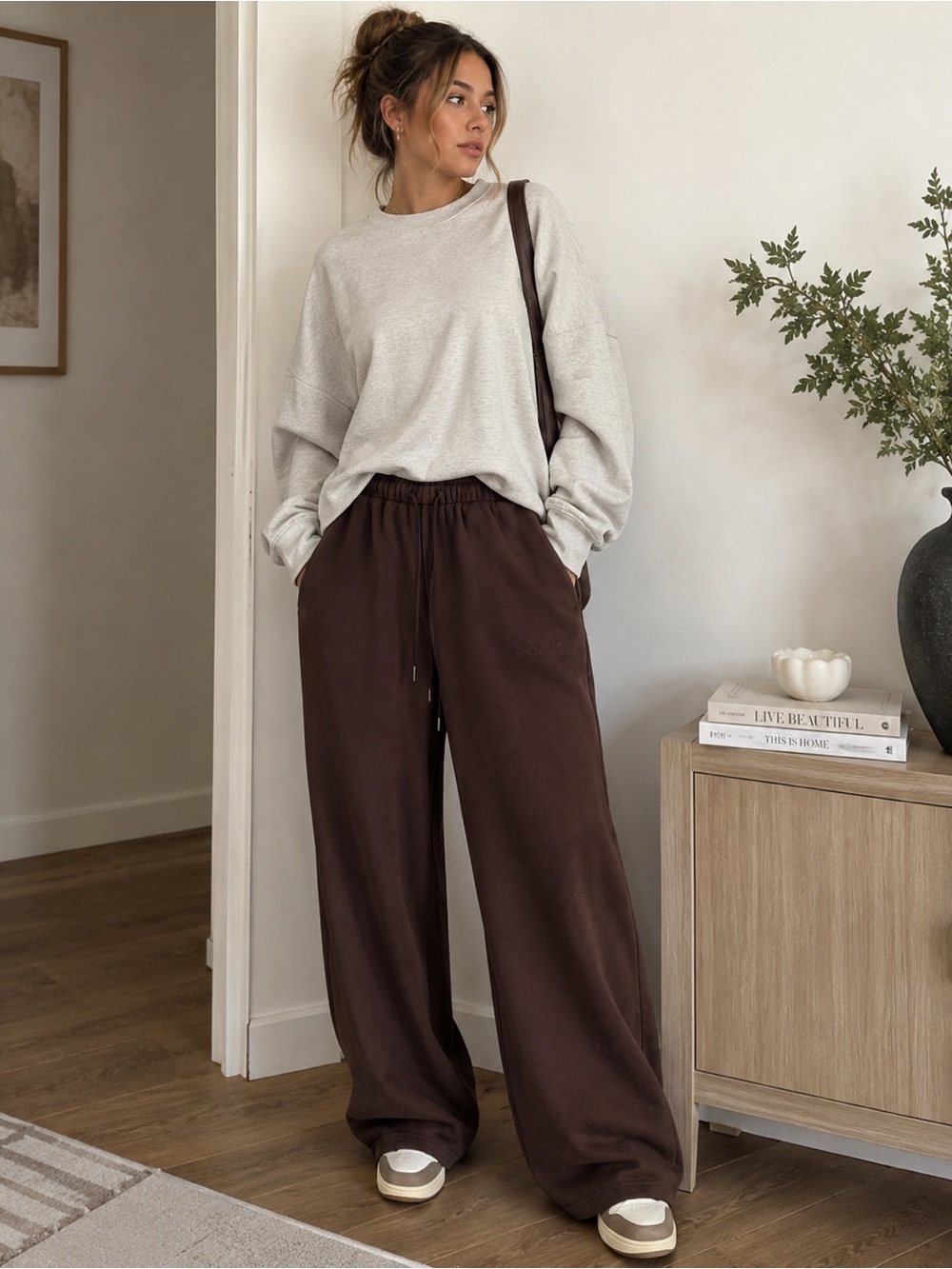 Girl crush oversized wide leg jogging size large